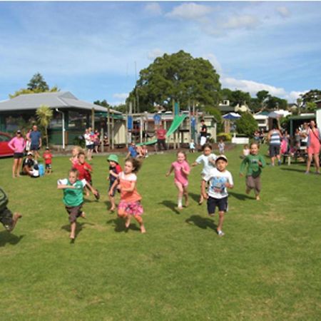 Omokoroa Kiwi Holiday Park 타우랑가 외부 사진