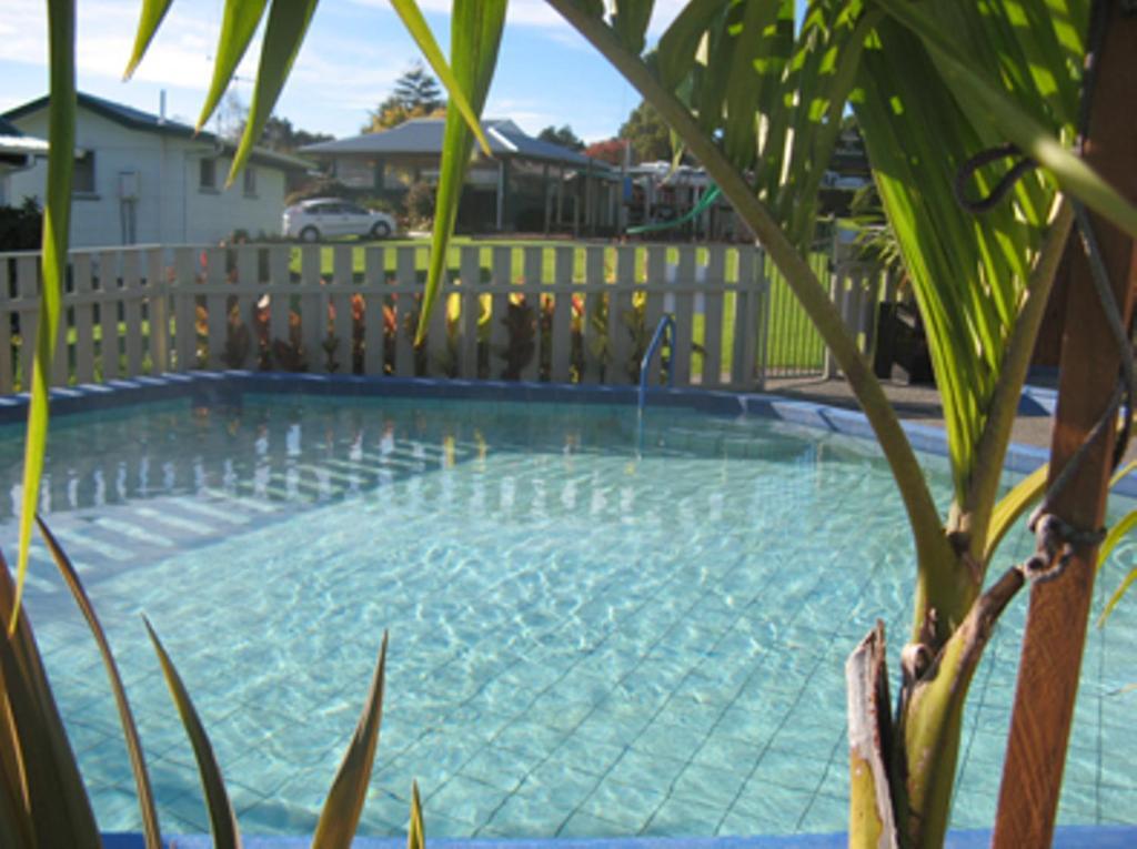 Omokoroa Kiwi Holiday Park 타우랑가 외부 사진