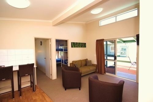 Omokoroa Kiwi Holiday Park 타우랑가 외부 사진